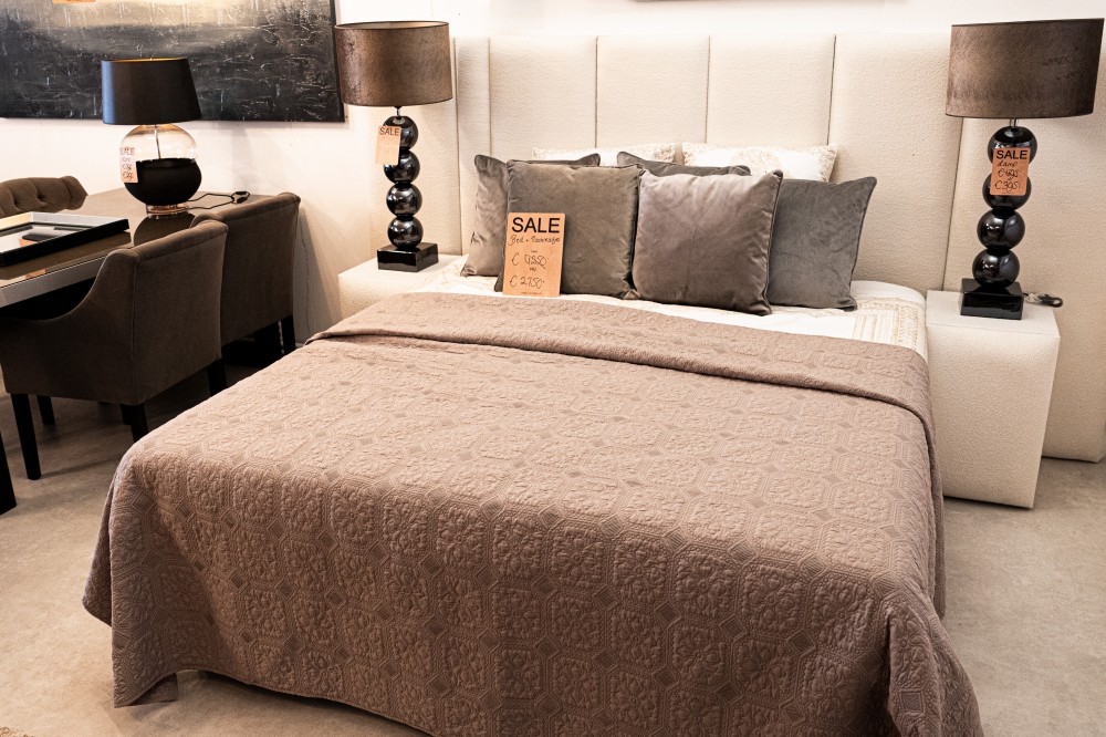 boxspring outlet store Driehoek Meubelen Mijdrecht